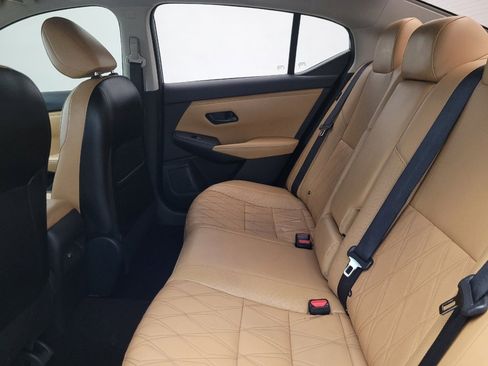 Used 2024 Nissan Sentra SV w/ SV Premium Package FWD image 18