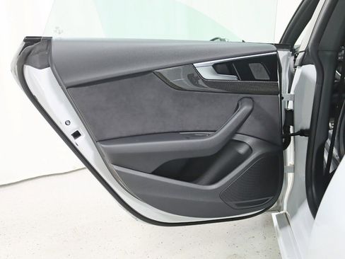 Used 2022 Audi S5 Premium image 33