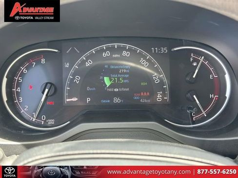 Certified 2025 Toyota RAV4 LE AWD/4WD image 29