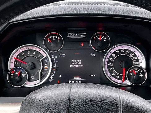 Used 2018 RAM 3500 Laramie image 18