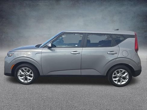 Used 2022 Kia Soul LX w/ Technology Package FWD image 7