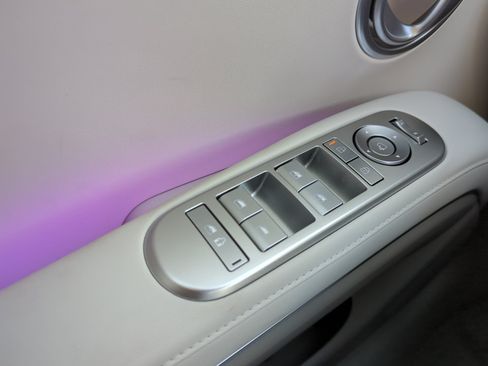 Certified 2026 Hyundai Palisade SEL AWD/4WD image 32