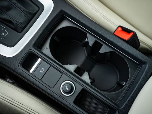 Certified 2025 Audi Q3 2.0T Premium Plus w/ Premium Plus Package image 35