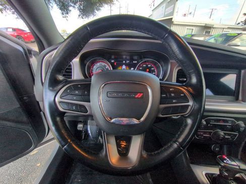 Used 2021 Dodge Charger SXT w/ Leather Interior Group image 15