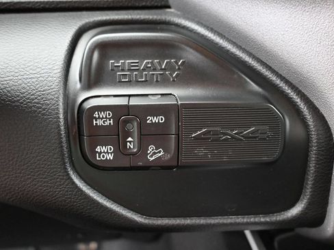 Used 2024 RAM 2500 Big Horn w/ Off Road Package AWD/4WD image 6