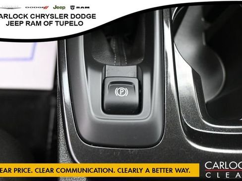 Used 2025 Chevrolet TrailBlazer LT AWD/4WD image 17