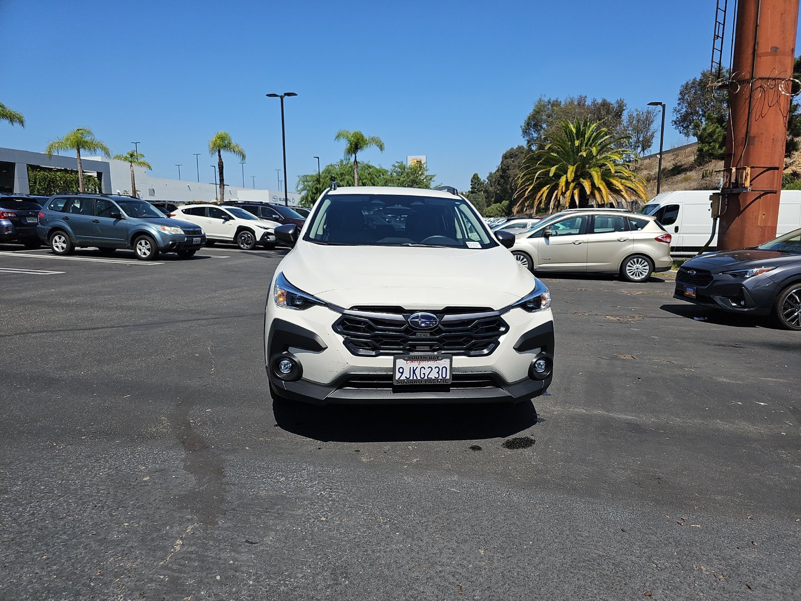 Used 2024 Subaru Crosstrek 2.0i Premium w/ Crosstrek Mirror Package AWD/4WD image 12