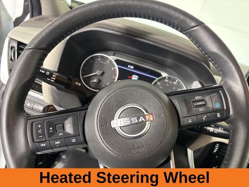 Used 2023 Nissan Rogue SL w/ SL Premium Package image 14