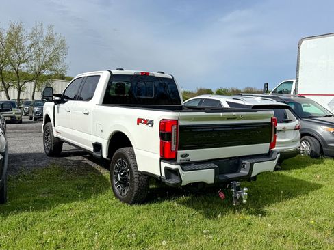 Certified 2025 Ford F350 4x4 Crew Cab Super Duty image 5
