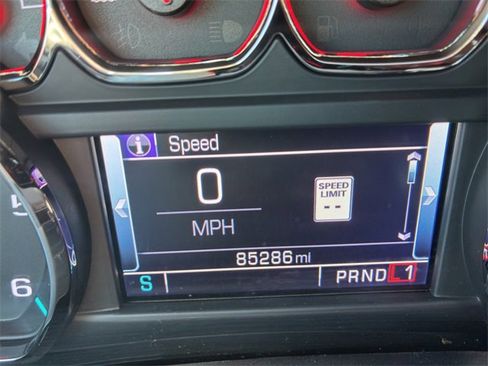 Used 2018 Chevrolet Silverado 1500 High Country image 22