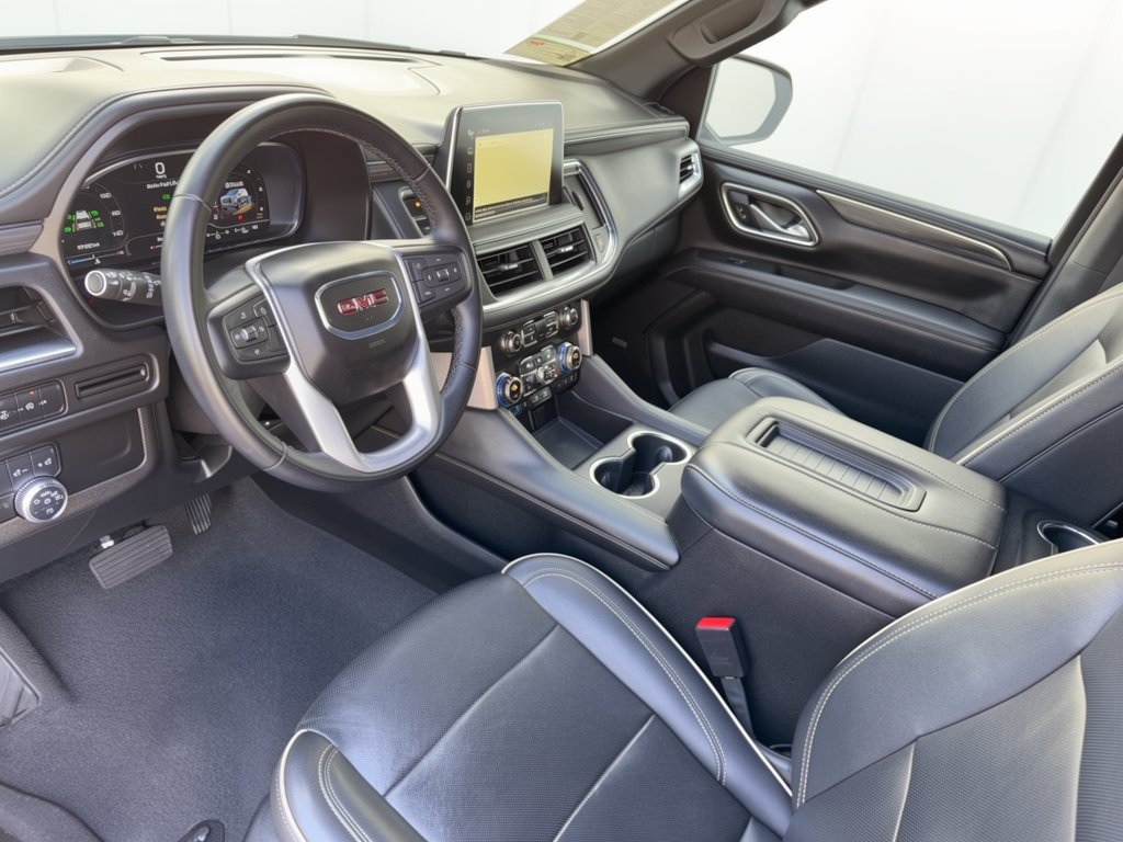 Certified 2024 GMC Yukon XL SLT RWD image 4