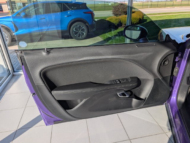 Used 2019 Dodge Challenger R/T w/ Cold Weather Group RWD image 13