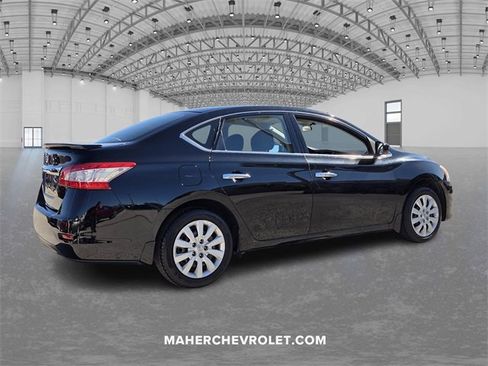 Used 2015 Nissan Sentra S image 7