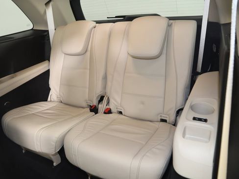 Used 2024 Mercedes-Benz GLS 580 4MATIC image 62