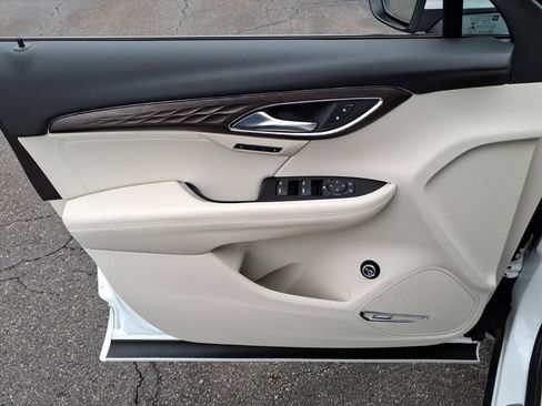 Certified 2023 Buick Envision Avenir image 16