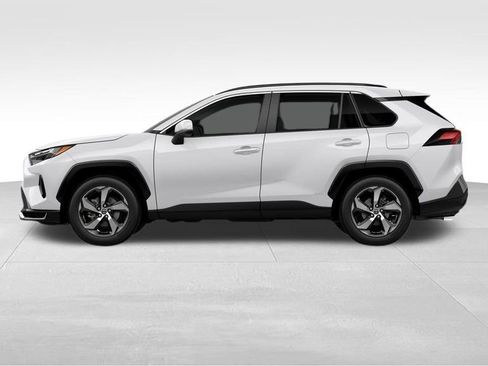 New 2025 Toyota RAV4 SE image 25