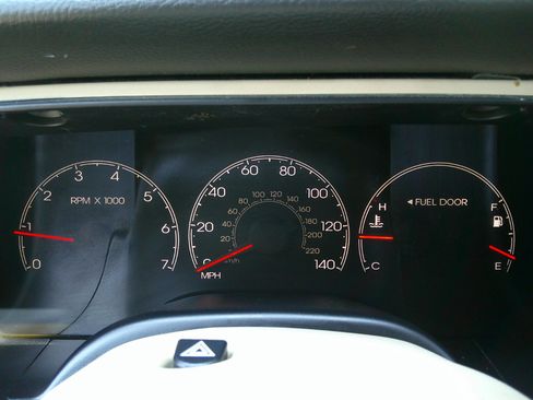 Used 2006 Lincoln Navigator Ultimate image 31