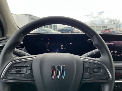 Used 2025 Buick Encore GX Preferred image 25