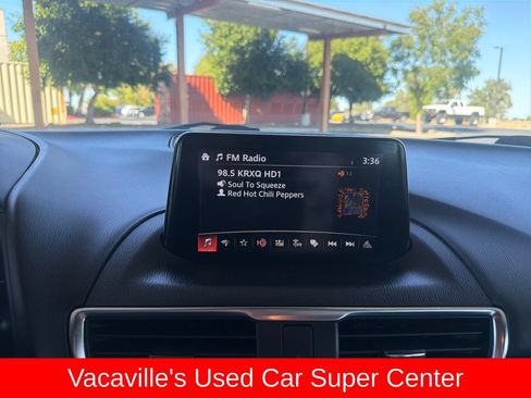 Used 2017 MAZDA MAZDA3 Grand Touring FWD image 19