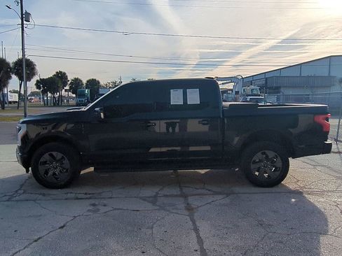 Used 2024 Ford F150 Lightning Lariat image 8