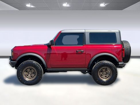 Certified 2025 Ford Bronco 2-Door w/ Sasquatch Package AWD/4WD image 2