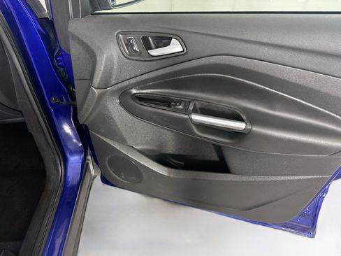 Used 2016 Ford Escape SE w/ Equipment Group 201A image 29