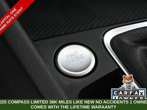 Used 2024 Volkswagen Jetta SE FWD image 37