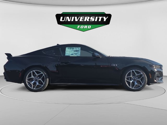 New 2026 Ford Mustang GT w/ GT Performance Package RWD image 2