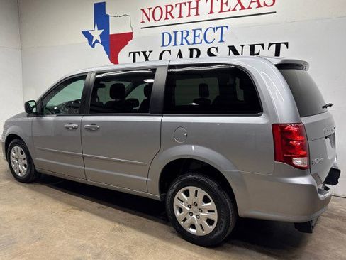 Used 2017 Dodge Grand Caravan SE w/ Power Window Group FWD image 10