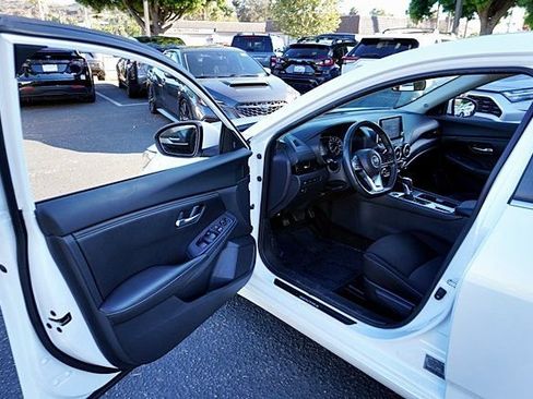 Used 2023 Nissan Sentra SV w/ All-Weather Package FWD image 34