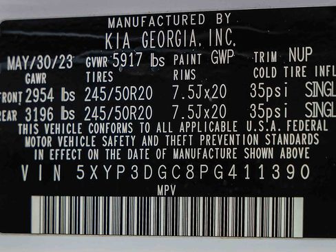 Certified 2023 Kia Telluride EX w/ EX Captain's Chair Package image 32