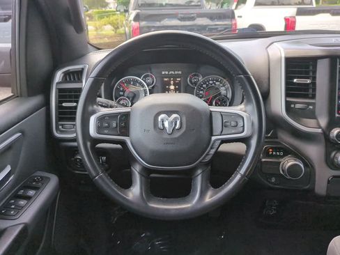 Used 2021 RAM 1500 Big Horn RWD image 15