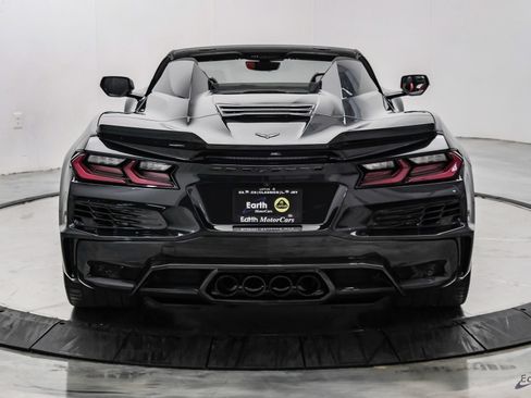 Used 2024 Chevrolet Corvette Z06 RWD image 15