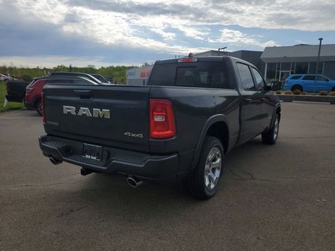 New 2026 RAM 1500 4x4 Crew Cab image 8