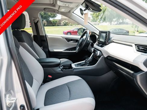 Certified 2019 Toyota RAV4 XLE AWD/4WD image 28