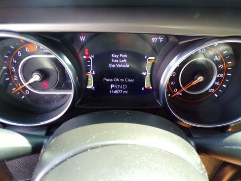 Used 2021 Jeep Wrangler Sport AWD/4WD image 25