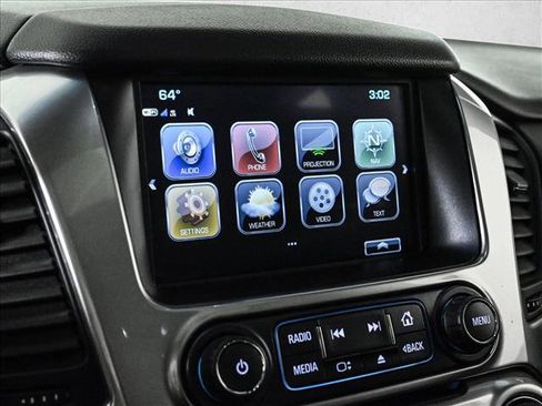 Used 2020 Chevrolet Tahoe Premier AWD/4WD image 16