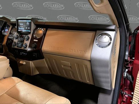 Used 2014 Ford F250 Lariat w/ Chrome Package image 30