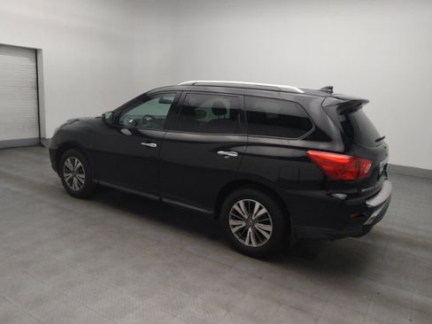 Used 2020 Nissan Pathfinder S image 3