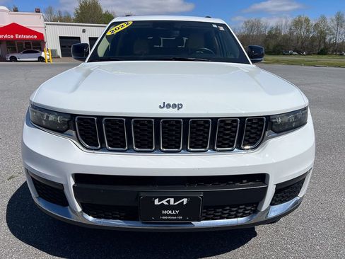 Used 2022 Jeep Grand Cherokee L Limited image 15