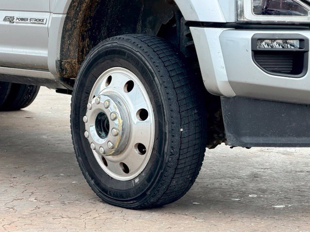 Used 2022 Ford F450 Platinum w/ FX4 Off-Road Package AWD/4WD image 5