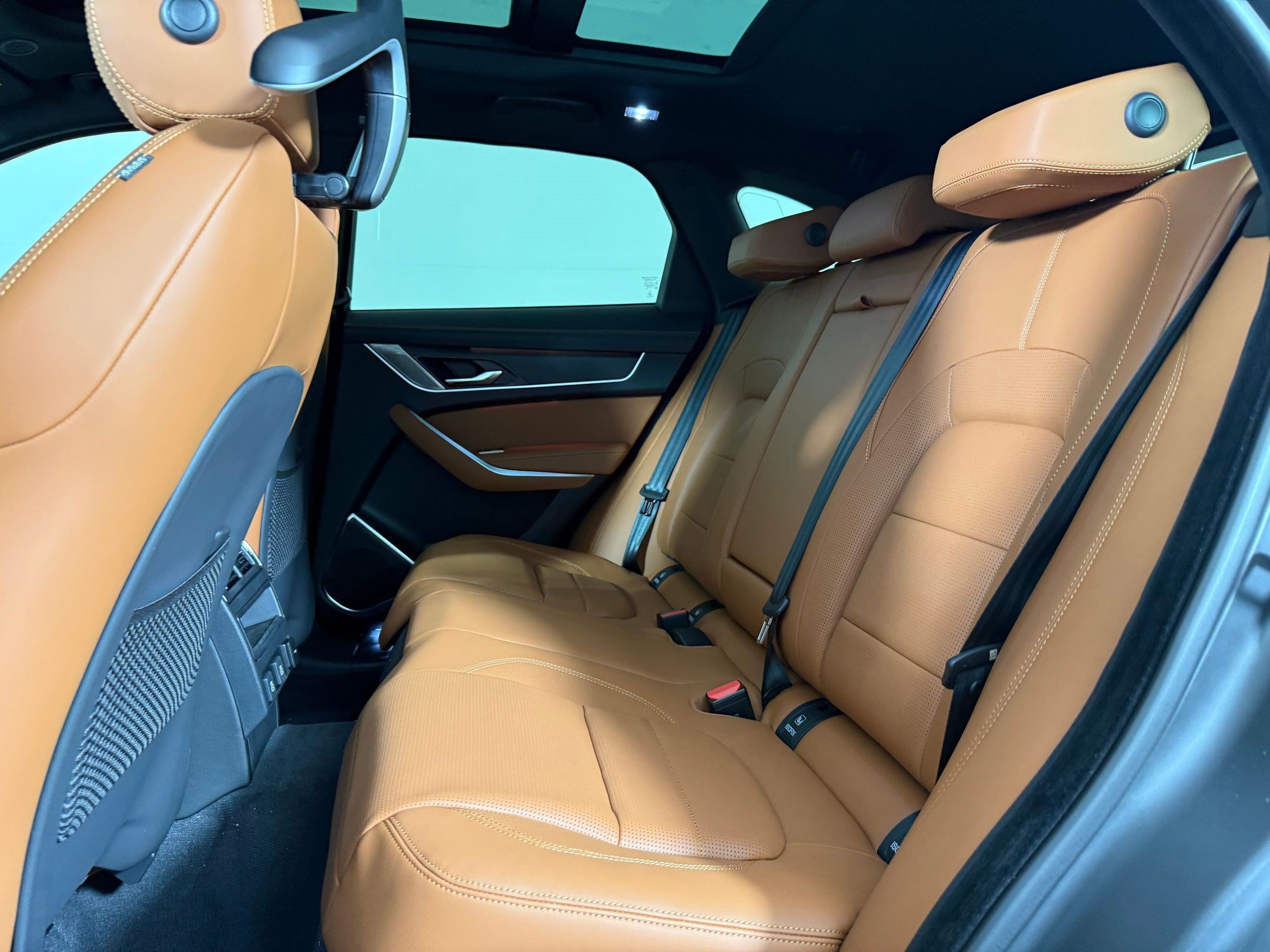 New 2026 Jaguar F-PACE R-Dynamic S AWD/4WD image 20