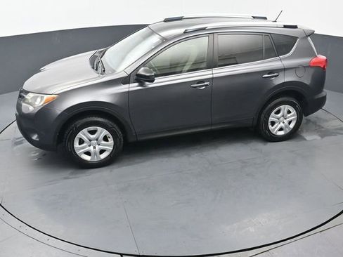 Used 2014 Toyota RAV4 LE image 33