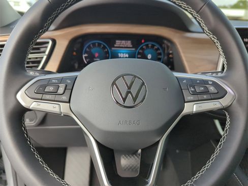 New 2026 Volkswagen Atlas SE image 41