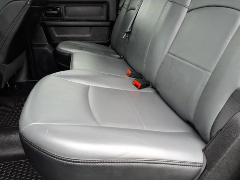 Used 2020 RAM 2500 Tradesman w/ Chrome Appearance Group image 15