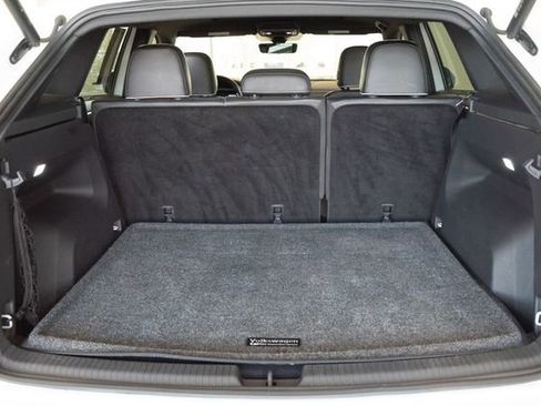 Used 2024 Volkswagen Atlas Cross Sport SEL Premium R-Line image 35