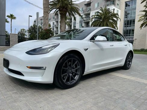 Used 2019 Tesla Model 3 Long Range AWD/4WD image 3