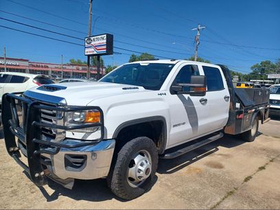 Used 2018 GMC Sierra 3500 4x4 Crew Cab w/ Sierra Convenience Package