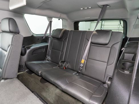 Used 2018 GMC Yukon XL SLT w/ Open Road Package RWD image 33