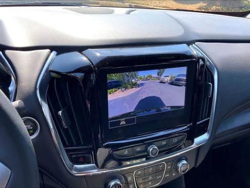 Used 2023 Chevrolet Traverse LT AWD/4WD image 11